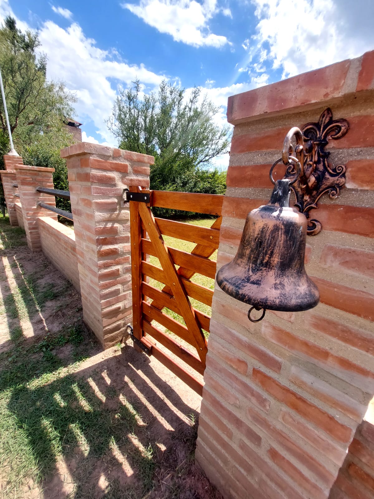Armado de losa estructural con viguetas y bloques de telgopor en Los Hornillos